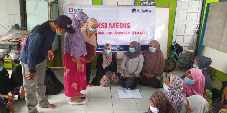 LAZ Al Azhar – MTT Sediakan Posko Medis Bagi Penyintas Banjir Kalimantan Selatan