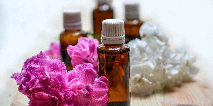 Manfaat Essential Oil, Tren Pengobatan Alami Keluarga