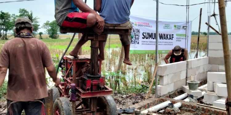 Warga Desa Segarjaya, Bekasi Hadapi Beragam Permasalahan Air Bersih
