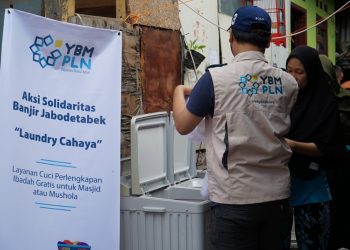 Tanggap Siaga YBM PLN Bantu Korban Banjir di Jabodetabek