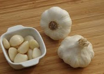 Bukan Sekadar Bumbu Masak, Bawang Putih Bermanfaat Mengatasi Keputihan