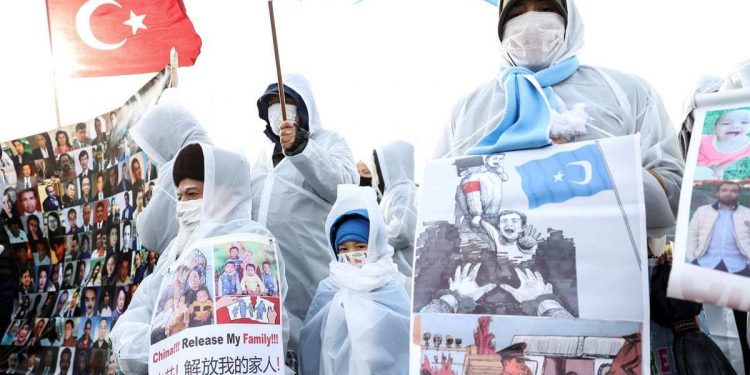 AS Tekan China Terkait Hak Muslim Uyghur dengan RUU Perdagangan Baru