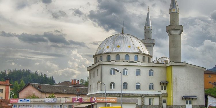 Berbisnis Menguntungkan dengan Allah, Lakukan Dua Amalan ini