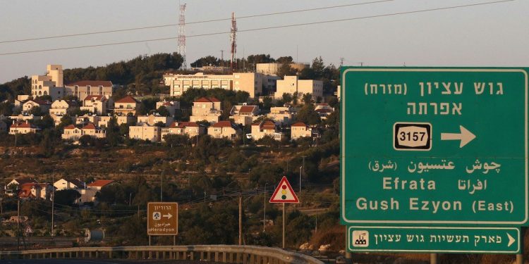 Israel Pasang Kamera Pemantau di Sekitar Mata Air di Tepi Barat