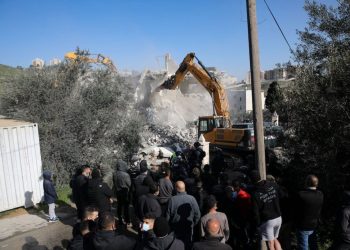 Israel Hancurkan Rumah Kepala Penjaga Masjid Al-Aqsha