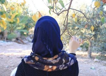 Ini Tiga Penyebab Masalah Rambut Muslimah Berhijab dan Solusinya