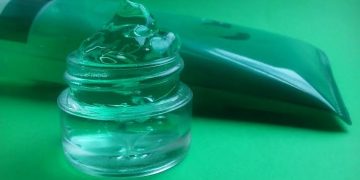 Hukum Minyak Rambut yang Menutupi Wudhu