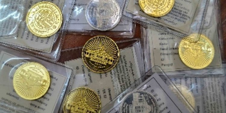 Kasus Dinar sebagai Alat Tukar