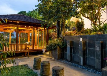 Richie’s Garden Resto, Nikmatnya Kuliner Nusantara dan Indahnya Gunung Salak