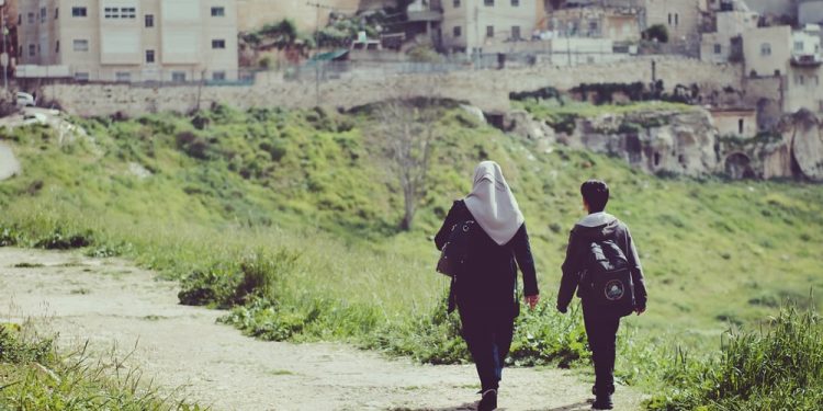 Tugas Mulia Ibu Membangun Peradaban