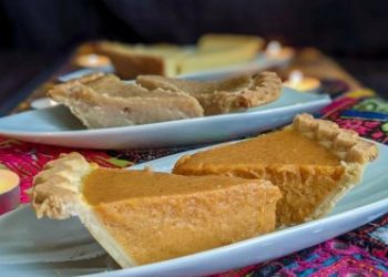 Restoran Bay Area menyelenggarakan Pekan Makanan Muslim Kulit Hitam