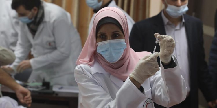 UEA Kirim 20.000 Dosis Vaksin Covid ke Gaza