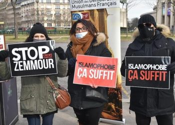 Warga Prancis Demo Tolak RUU yang Dinilai Diskriminatif Terhadap Muslim