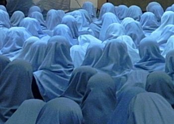 Menyelamatkan Akhlak Anak Remaja