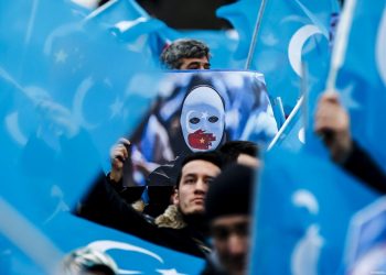 Muslim Uighur Gelar Aksi Protes di Luar Kedubes China di Turki