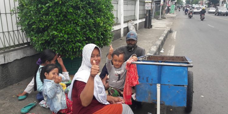sedekah mencari mangsa