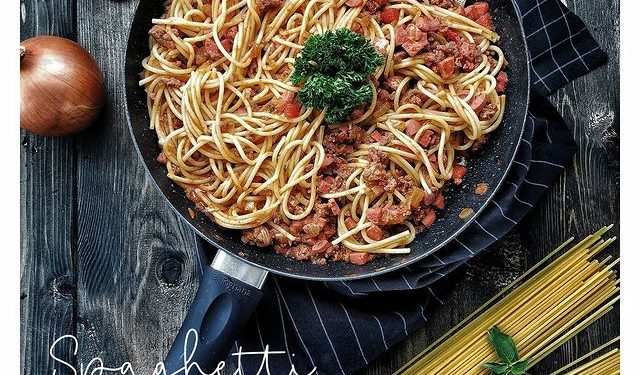 Spaghetti Bolognese, Ide Sajian Pagi Hangat di Musim Hujan