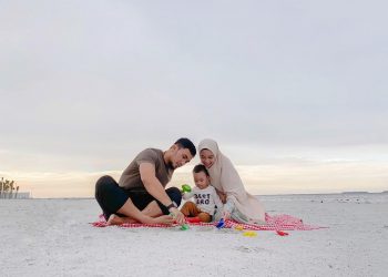 Ini Hal Menyenangkan bagi Lindswell Kwok Sejak Miliki Anak