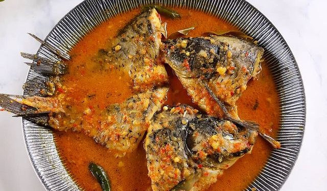 Resep Ikan Mas Kuah Pedas Ide Sajian Penggugah Selera Chanelmuslim Com