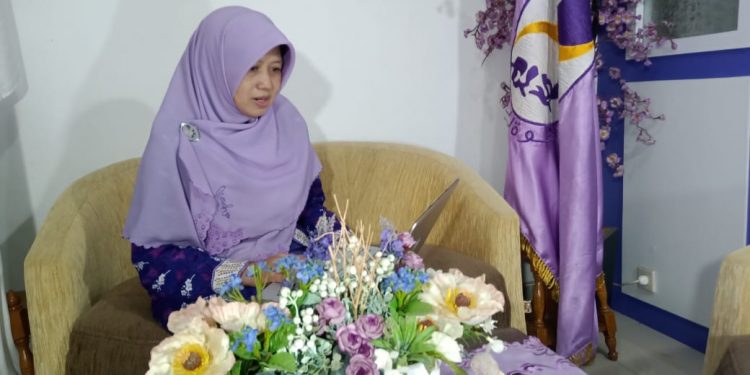 Menggugat Perpres Nomor 10 tentang Miras