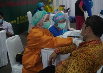 Menkes Minta Masyarakat Bersabar soal Vaksinasi