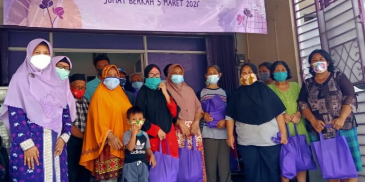 Meriahkan Milad ke-21, Salimah Tebar Sejuta Bingkisan untuk Indonesia