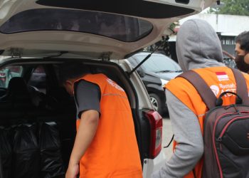 Rumah Zakat Salurkan 80 Paket BMK untuk Warga Jalan Kartini
