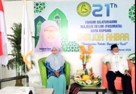 Salimah NTT Fasilitasi Hj. Sinta Santi sebagai Narasumber di Tabligh Akbar Fosimata Kota Kupang