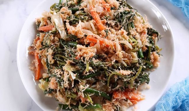 Cara Mudah Membuat Urap Sayur, Olahan Salad Khas Indonesia