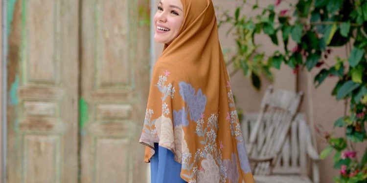 Dewi Sandra: Teguran Bisa Jadi Sebuah Kenikmatan