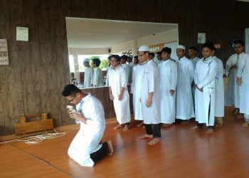 Zaman sekarang anak masuk pesantren