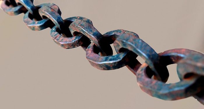 Makna Taat ketika Menghadapi Kezaliman