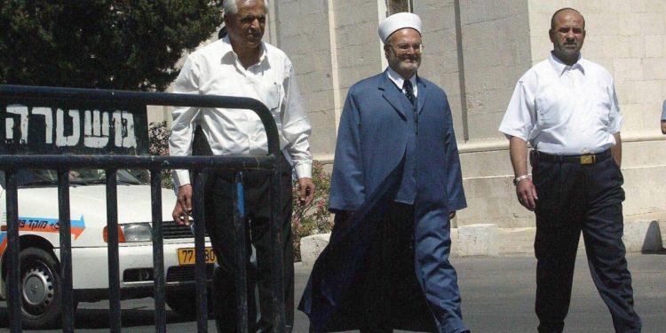 Israel Menangkap Imam Masjid Al-Aqsha Syaikh Ikrimah Shabri