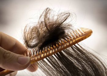 Cara Mudah Mengurai Rambut Kusut