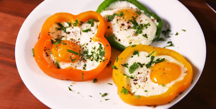 Bell Pepper Eggs, Resep Sarapan Sehat di Akhir Pekan