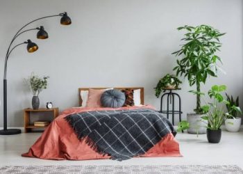 Adab Hubungan Intim Suami Istri di Bulan Ramadan