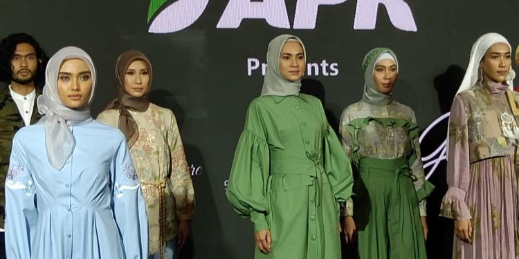 Kolaborasi APR dan Brand Lokal Hadirkan Fesyen Berkelanjutan
