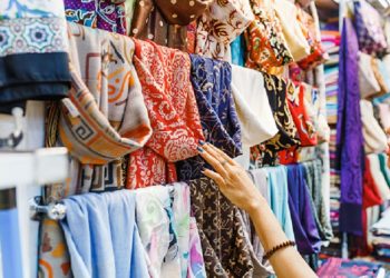 Pakaian Muslim itu Hemat