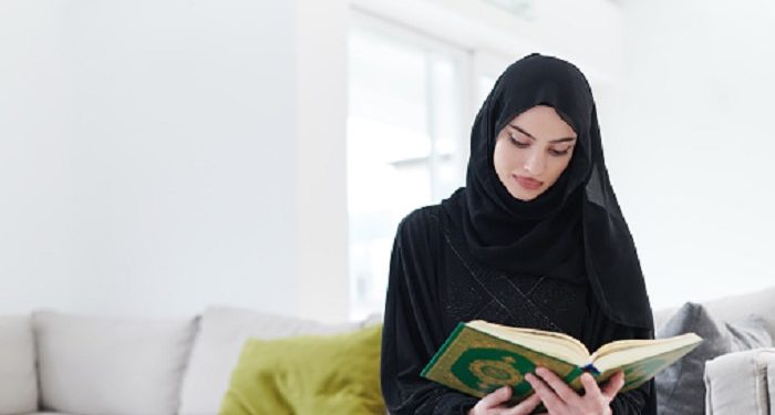 Urgensi Memahami Ilmu Fiqih Wanita