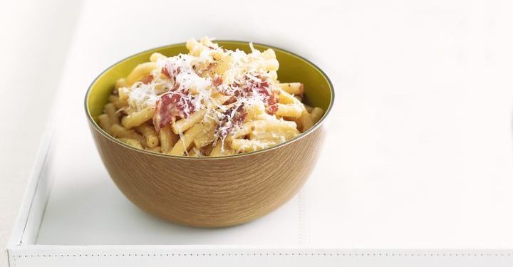 Resep Macaroni Carbonara Creamy Mudah dan Cepat Saji