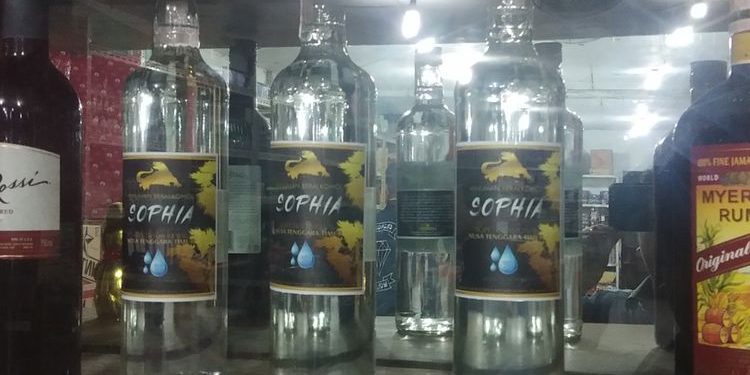 Hukum Pelegalan Miras dengan Alasan Menghormati Tradisi atau Kearifan Lokal