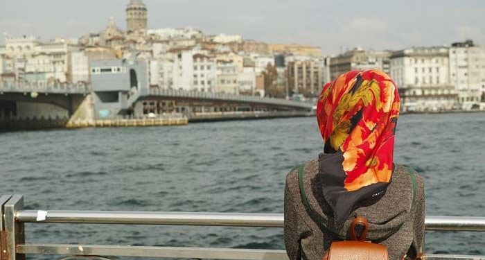 Perselisihan soal Hukum Jilbab, Ustaz Farid Nu'man Angkat Bicara