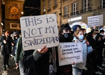 Swiss Memilih untuk Larang Pemakaian Burqa dan Niqab di Ruang Publik