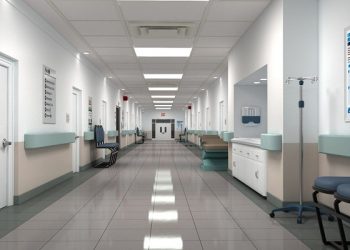 Hukum Penderita Stoma Menjadi Imam Shalat