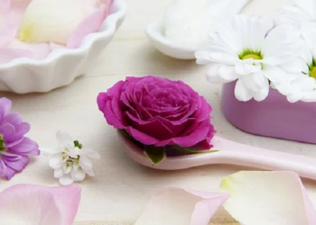 Perbedaan Purging dan Breakout dalam Kecantikan