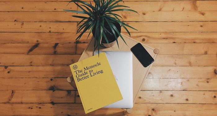 Manfaat Self-Talk untuk Menghilangkan Perasaan Sedih