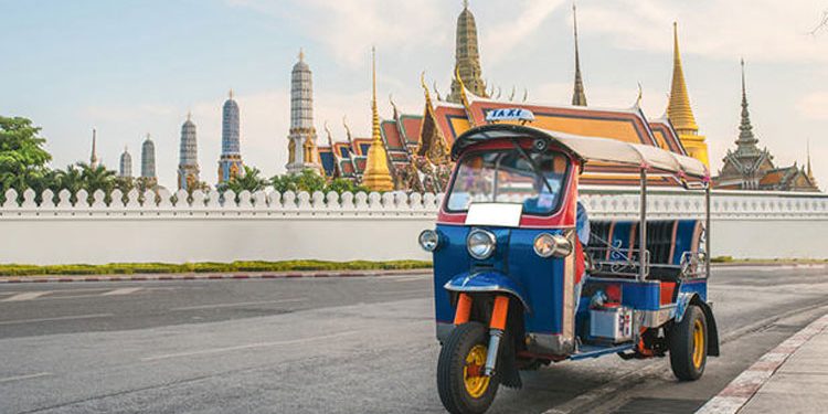 Jangan Sampai Kena Tipu saat Naik Tuk Tuk di Thailand