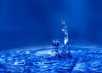 Hukum Menyentuh Kemaluan saat Mandi Wajib