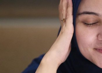 Cerita Zee Zee Shahab dan Perasaan Orang Lain