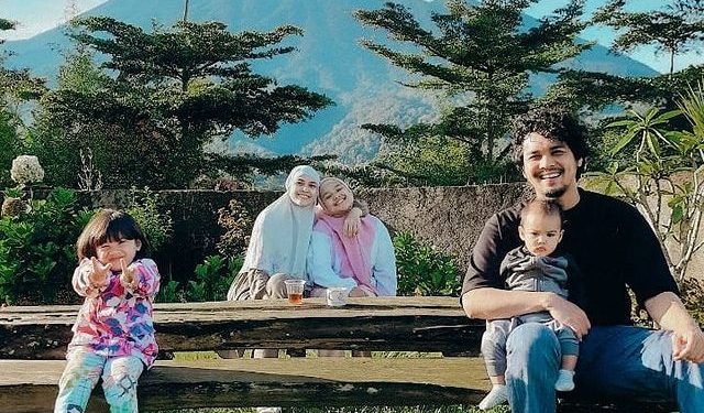 Hamil Sekaligus Menyusui, Ini Cerita Ramadan Ratu Anandita